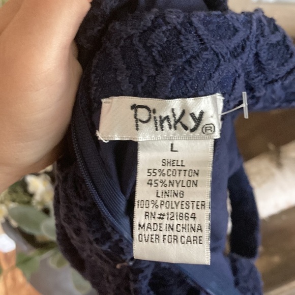 Pinky size large navy blue women’s sleeveless tank top lace - Picture 9 of 9